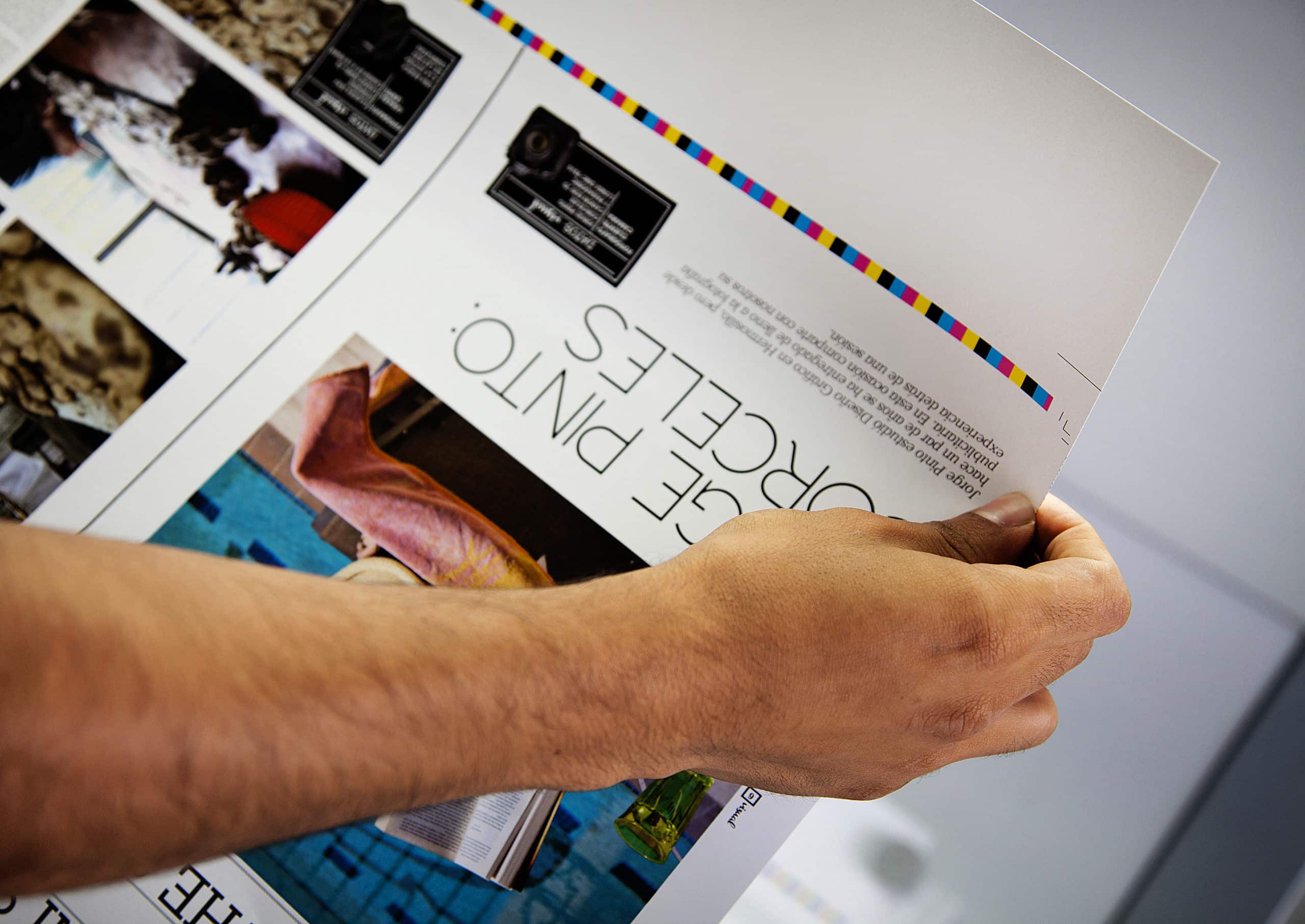 How to Choose a Commercial Print Service - Blog Post